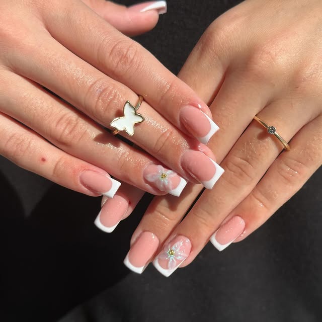 Thonjë me xhel dhe nail art në Durrës 7
